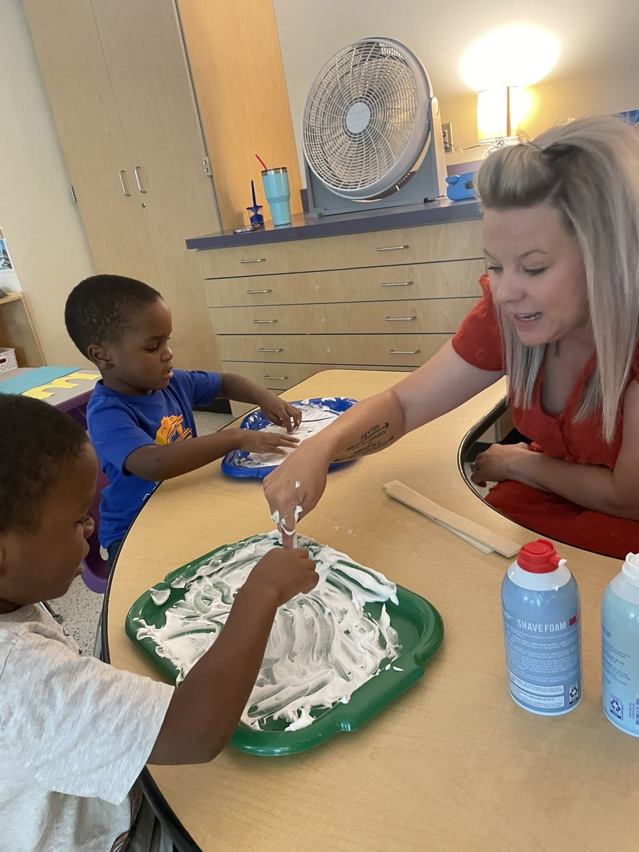 GernerCenter's tweet image. Students in Mrs. Rash’s classroom practice their letters with shaving cream. They made the straight lines down and across to make the letter T. What a great day!