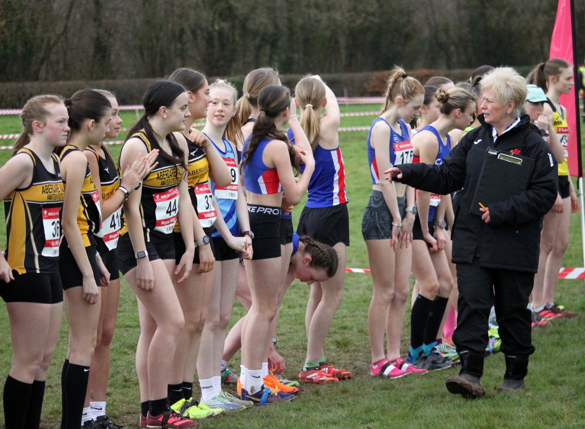 Last chance to book on ❗ 
Start your off track officiating journey by attending Sunday's online course 🦺

💻 Risk Awareness - you will learn about officiating Road / Cross Country races 
📅 Sunday 15 September
🕒 3-6pm

Book on here 👉 tinyurl.com/risk-awareness
