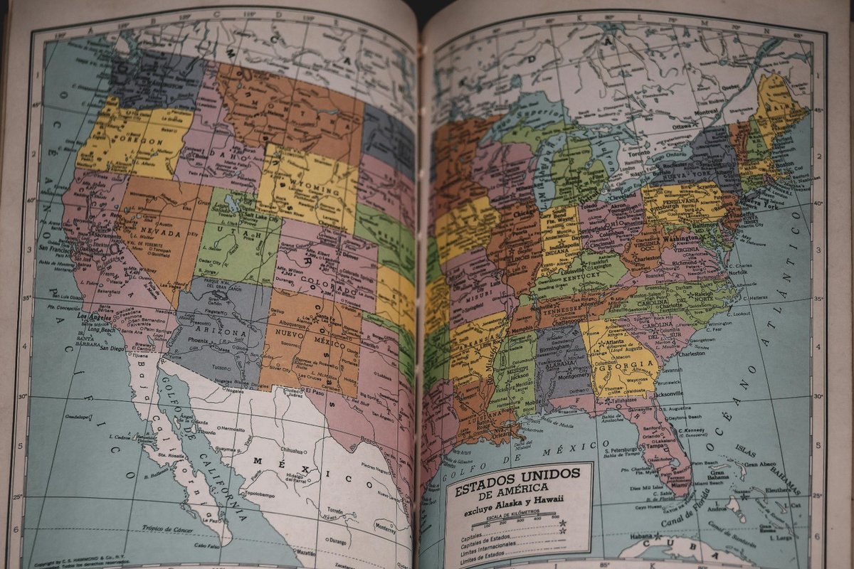 "Retrospective: 2024 in comprehensive state data privacy law" (by @Keir_Lamont and <a href="/StaussDavid/">David Stauss</a>) bit.ly/47nDXL9