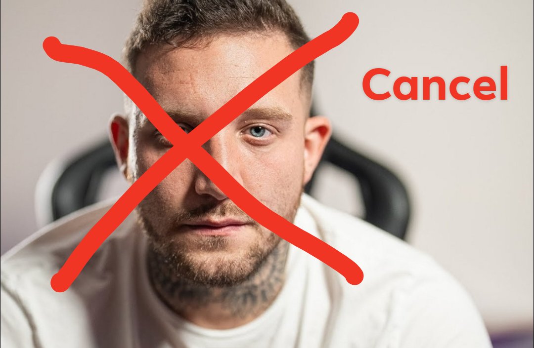 InternetowyWzur's tweet photo. Boxdel, były prawie dwa tygle na odpowiedź. I to nie byle jaką, bo wobec oskarżeń o kontakt z 14-latką, groźby śmierci i zlecanie zabójstwa

Zrobiłeś z tego teatrzyk, jakieś kurwa loadingi, zmiany bio na ig. To nie są żarty, typie. Czas, by cię usunąć z neta
#boxdel
#pandoragate https://t.co/6FzcRmgVCB