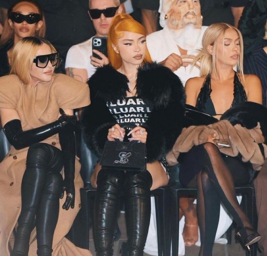 akajosegyal's tweet photo. pop culture moment https://t.co/9CSMlpvw1O