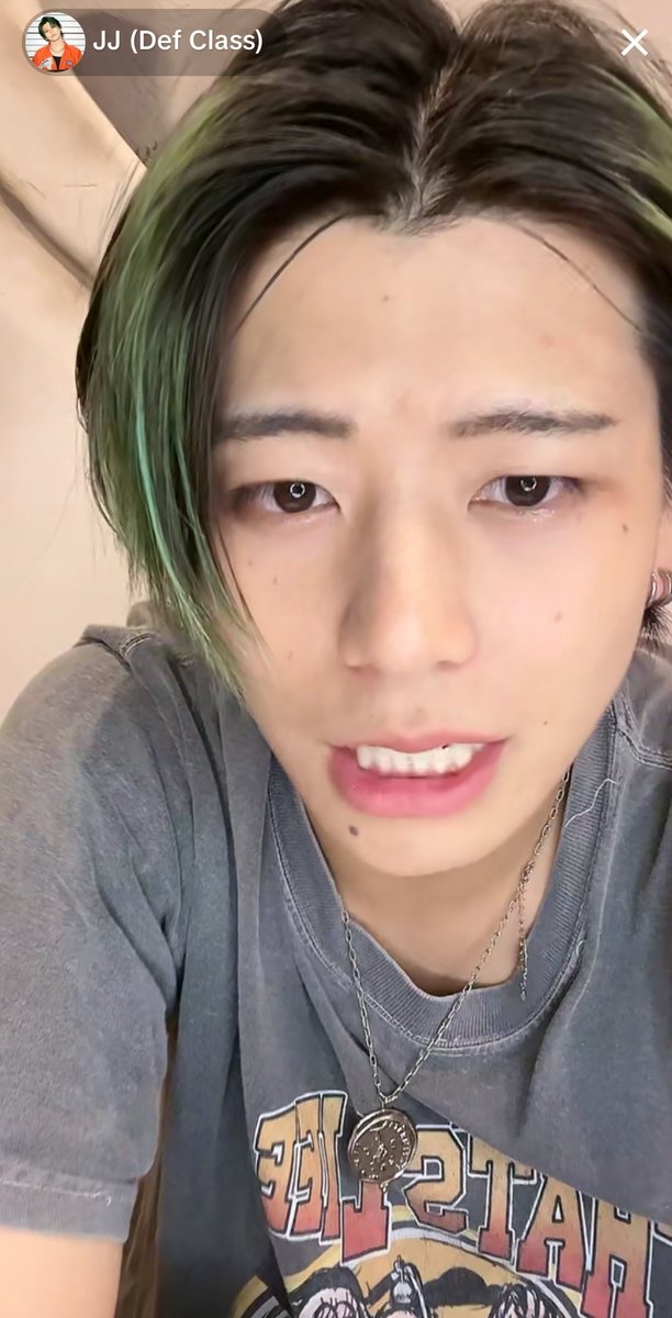 kwonjibin's tweet image. โอ๊ยยย!! ​ Live​ พร้อมกัน​ 3 คน​ ชั้นโฟกัสไม่ถูก​😆😆 ✨✨
#DefClass​
#DefClass_JJ
#DEFCLASS_TAO
#DEFCLASS_SOLA