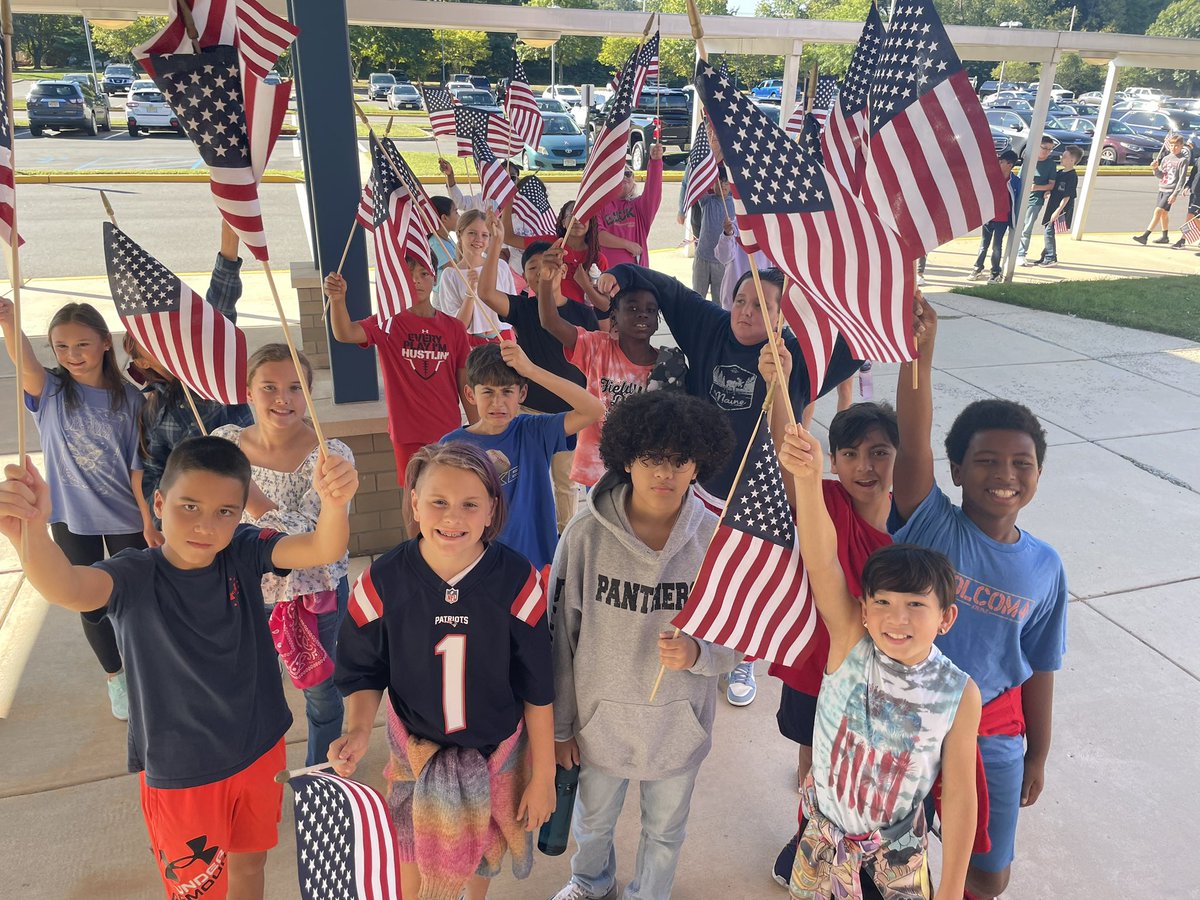 Liz Anderson tweet media