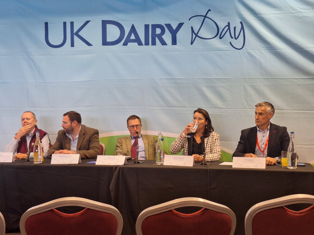 Olivia Cooper (@oliviacoop1227) on Twitter photo Busy day here at #ukdairyday, lovely to see everyone, just sat down for my first seminar with <a href="/paulharriscoach/">Paul Harris</a> and panel... Busy day here at #ukdairyday, lovely to see everyone, just sat down for my first seminar with <a href="/paulharriscoach/">Paul Harris</a> and panel...