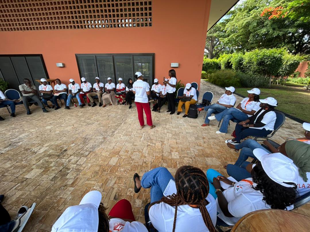 Accueil de participants de Goree Institute Youth Leadership Academy. Ces jeunes leaders venant d'Afrique de l'Ouest s'engagent à renforcer la participation politique des jeunes et à avoir un impact dans leur société et leurs communautés. <a href="/MinBZ/">Ministerie van Buitenlandse Zaken</a> <a href="/GoreeInstitute/">Gorée Institute</a> #gyla #sahel