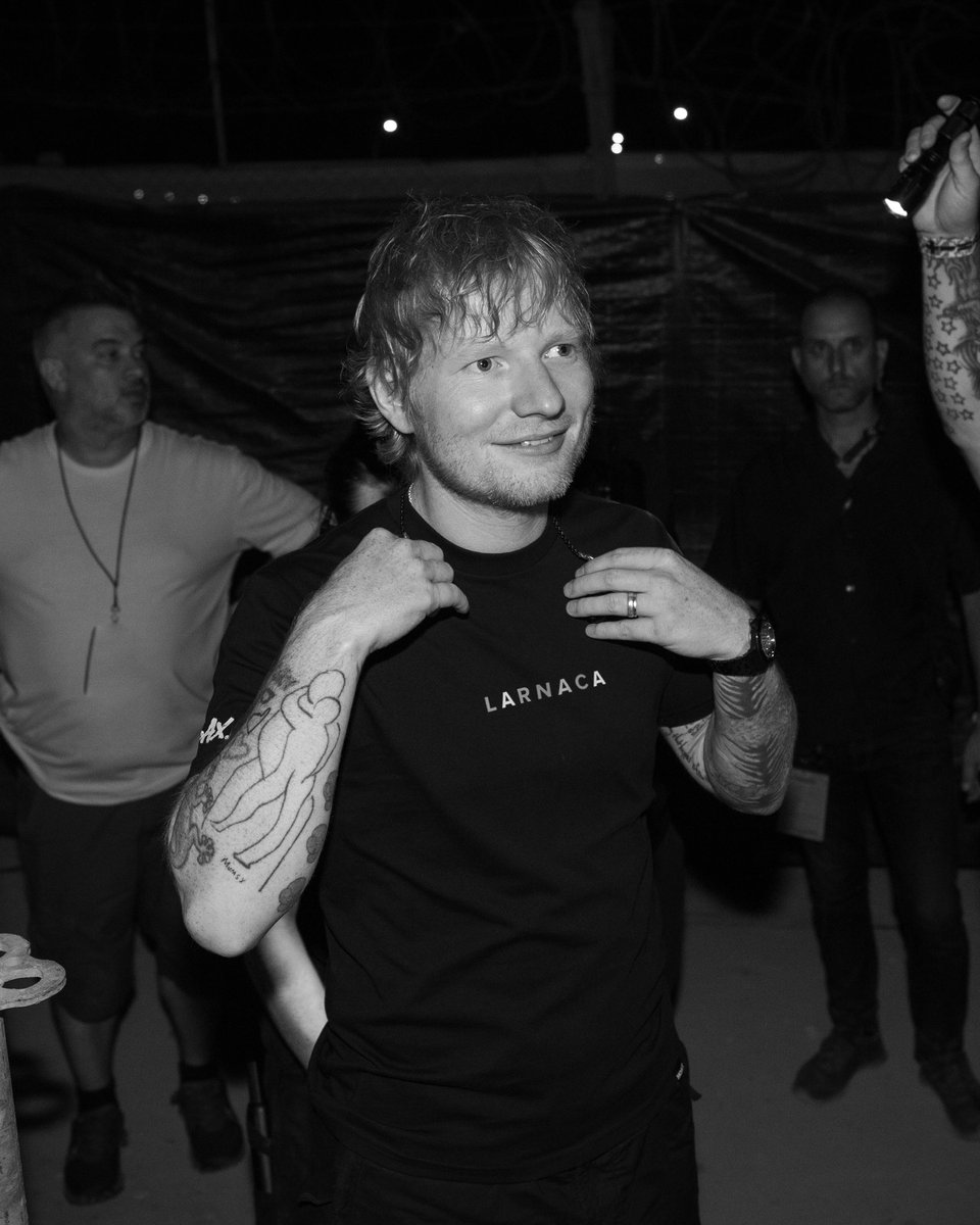 edsheeran's tweet photo. Last show of 2024 🇨🇾🏟️

Shoutout to everyone who has sung along with us at the Mathematics Tour this year, see you in 2025 🎆

📸 @MarkSurridge https://t.co/9CTBnyZt1g