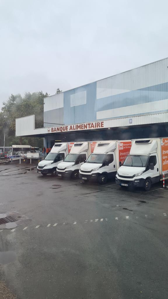 Signature d'un partenariat entre <a href="/Lacoopagri_NA/">La coopération agricole NA</a> eT <a href="/BA_Bordeaux33/">BanqueAlimentaire33</a> 
Solidarité des agriculteurs, via leurs Coopératives agricoles, pour lutter contre la précarité alimentaire, notamment à destination des étudiants qui n'ont pas les moyens de se nourrir correctement
VivreEnsemble🤝