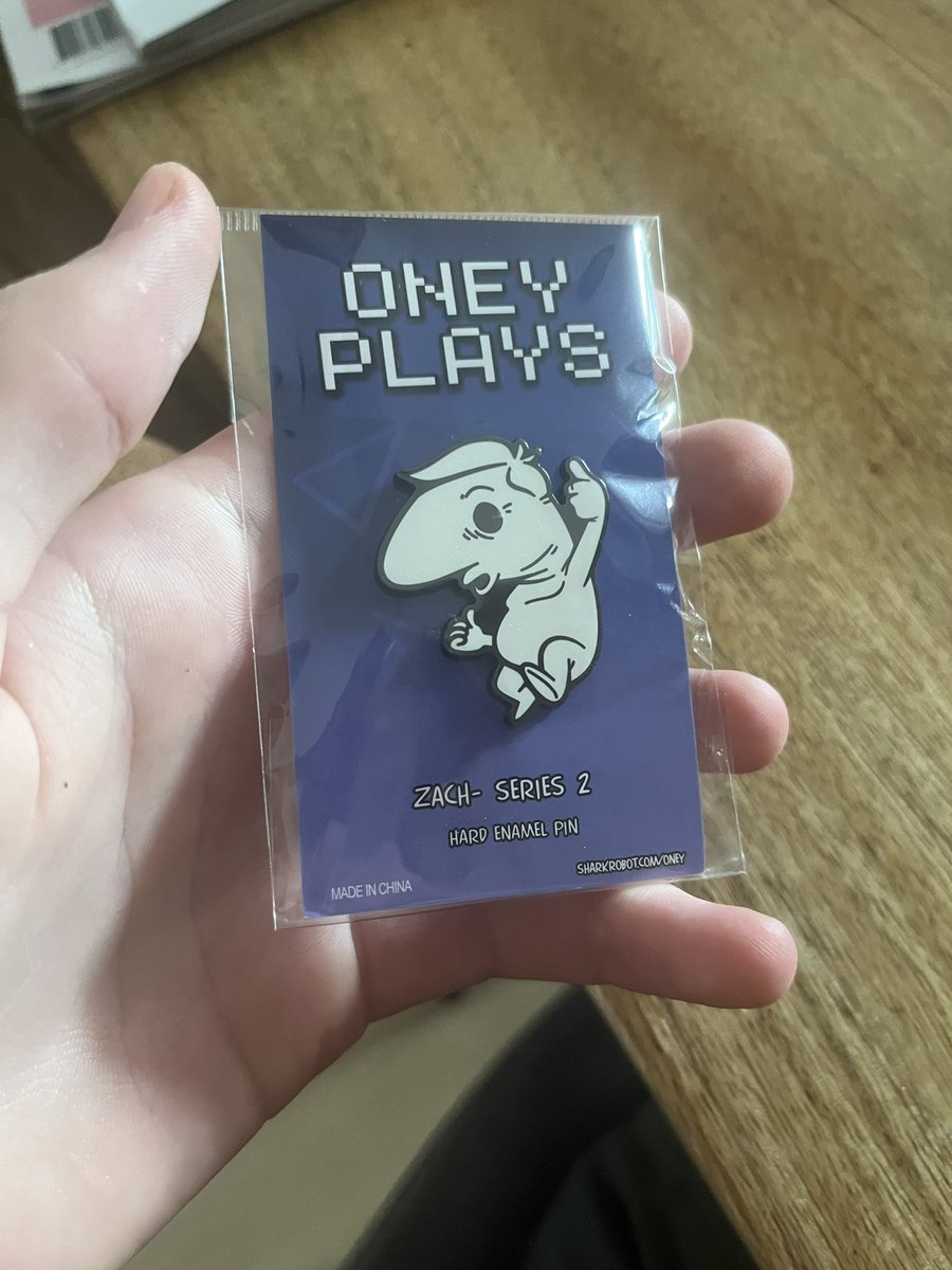Just got my little <a href="/OneyPlays/">Oney Plays</a> randomly picked pin babeyy 😎!