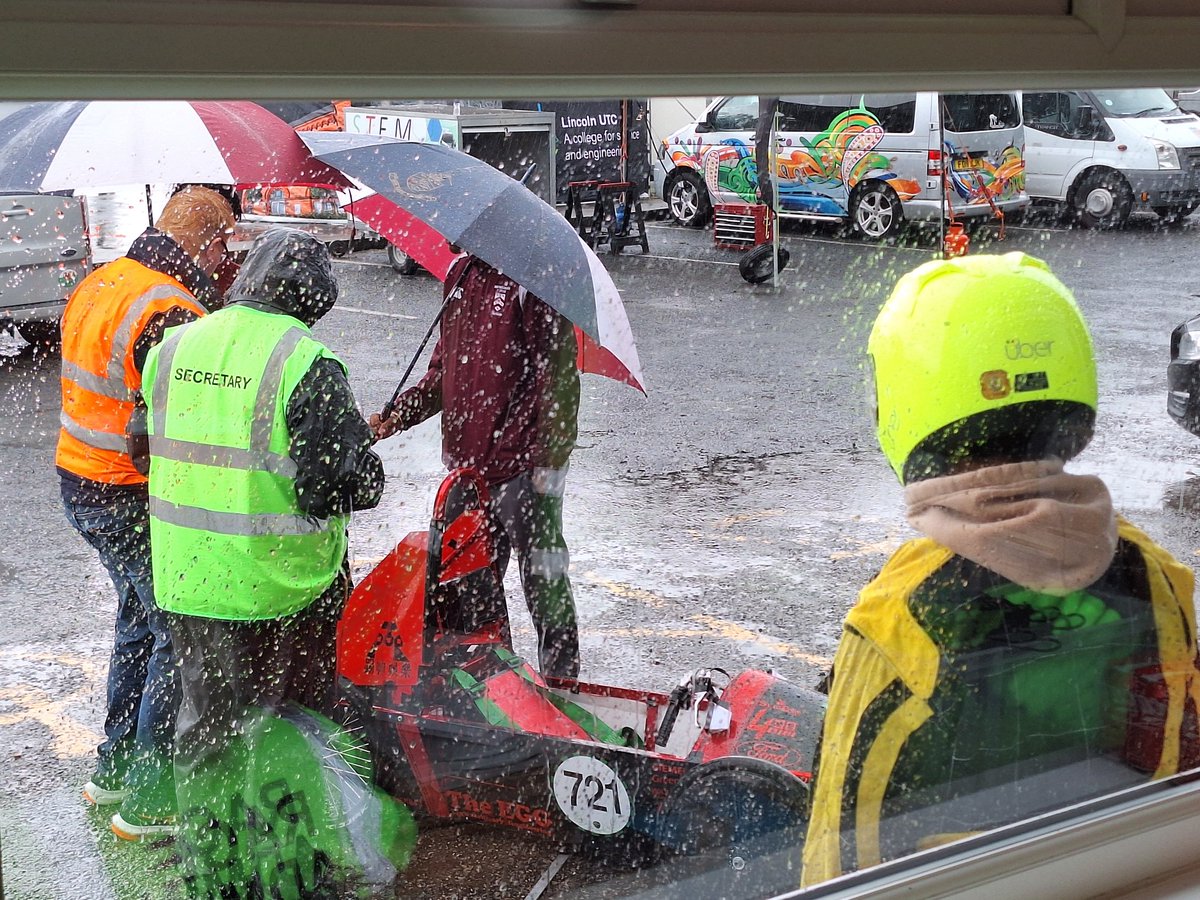 Bromsgrove School Greenpower Race Teams tweet media