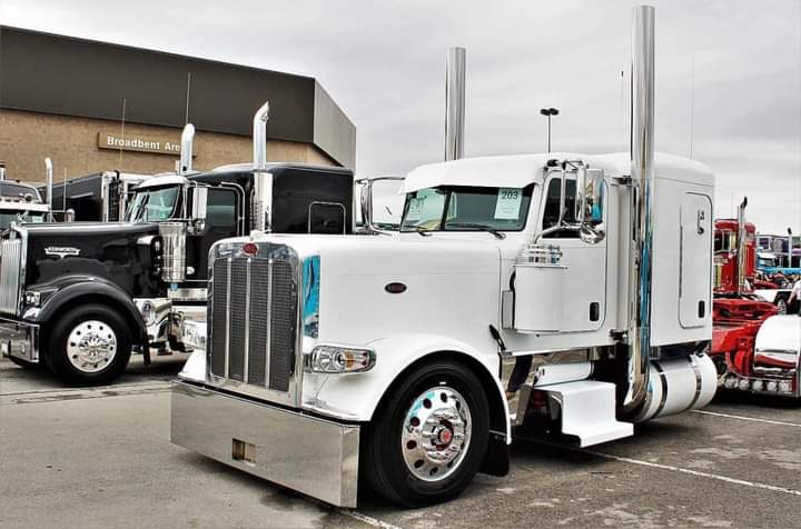 I HAVE TRUCKS AVAILABLE FOR RENT AND FOR SALE
 Hire for a week: $700
 Hire for two weeks:$2000
Hire for a month :$6000
 Truck for sales: $50,000 Only for seriously people
Please let be careful who we message for trucks scammer are much out there
