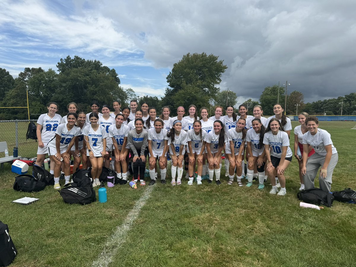 HsMetuchen's tweet photo. Metuchen girls defeated Piscataway on Tuesday 3-1 to improve to 3-1 for the season. Sarah Hyman, Rose Surgan &amp; Vicky Zaniecki scored goals. Go Dawgs! https://t.co/I1tB3AY2VG
