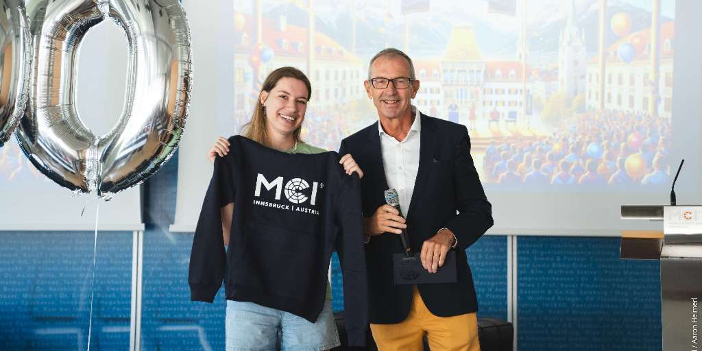 MCI begrüßt 5.000ste Austauschstudierende und feiert bedeutenden Meilenstein in seiner #Internationalisierung! 🎉

Weiterlesen ▶️ ow.ly/vtBJ50TkXxH

📸 ©MCI / Aaron Heimerl
