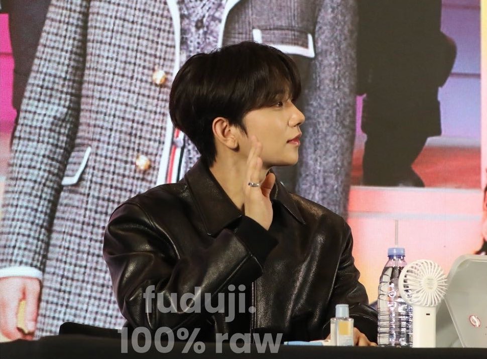 fuduji_123O's tweet photo. 240911

In case you want to know how Joshua looks in reality here I present 100% raw pictures📷

#JOSHUA #조슈아 
#SEVENTEEN #세븐틴 https://t.co/wNESDPEB3B
