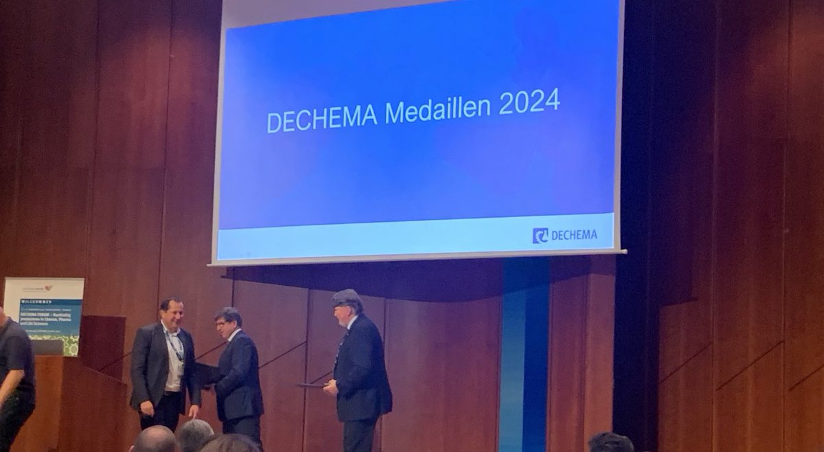 Great Opening of @Dechema Forum in Friedrichshafen (wonderful location) with Dechema Medaillen!!! 🥇
