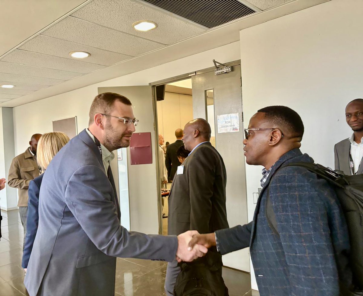 ECSAOfficial's tweet photo. Day 1 of the IEA Accreditation Visit at IIE MSA is here!
A historic collaboration between ECSA & IIE MSA to accredit engineering programmes at a private higher learning institution.
#ECSA #EngineeringAccreditation #IEAVisit #EngineeringStandards https://t.co/FQpCkaU3Xa