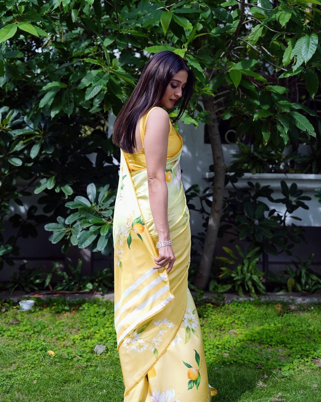 GXMhhNZaYAAVYBs?format=jpg&name=large