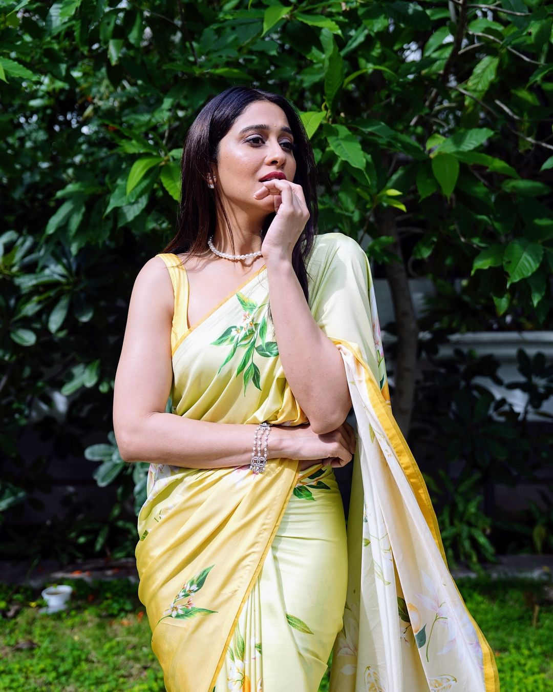 GXMhhQdbsAA_DT_?format=jpg&name=large