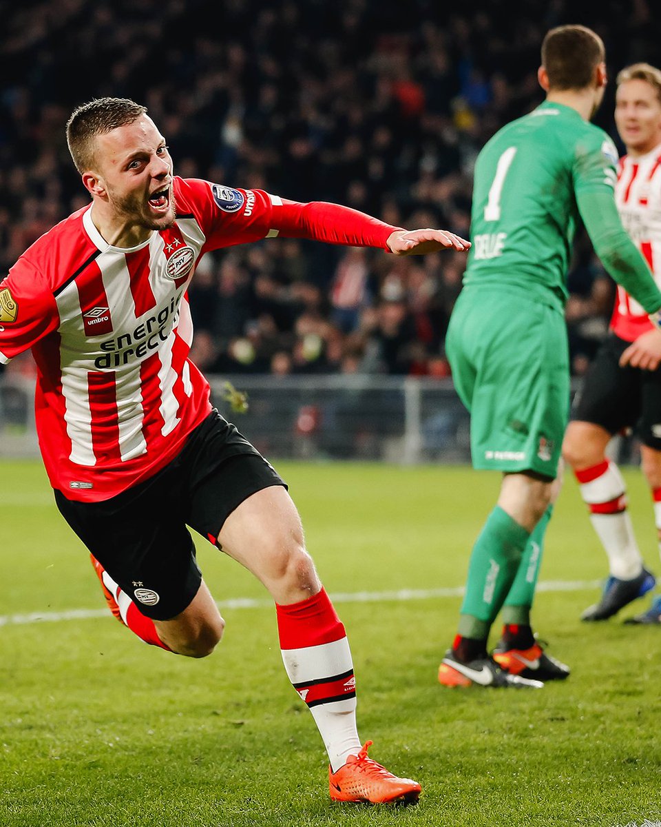 PSV tweet media