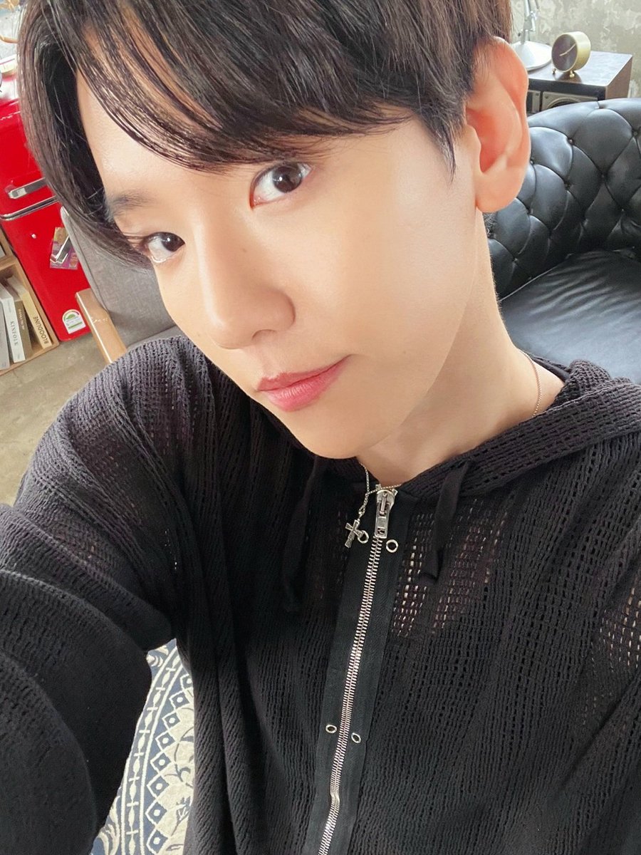 BAEKHYUN_INB100's tweet image. 📨 .... . .-.. .-.. --- .-- --- .-. .-.. -..

#BAEK_UP 

2024.09.11
M2 '오지구영'

#백현 #BAEKHYUN #HelloWorld #PineappleSlice