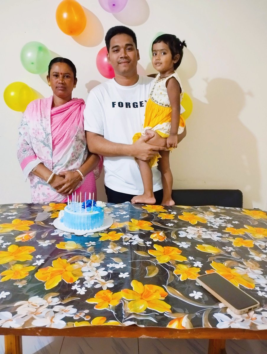ApuChandraSaha's tweet photo. Birthday 2024🎂❤️🌸 https://t.co/MvQbtoQLeK