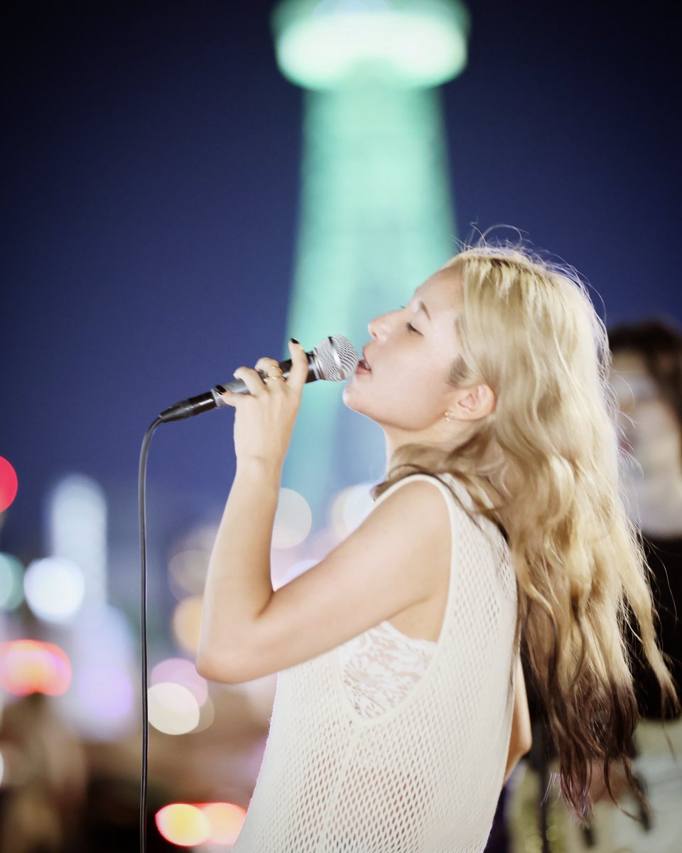 【ストリートライブのお知らせ】

毎週金曜日 20時頃にやっているストリートライブに名前をつけました！
その名も、、、

『🎙️ラディヤナイト🌙
~Friday Street Night~』

次回第３回目は9/13！
あの名曲をラディヤがラップで料理します🍳🤤
20時頃から栄 噴水広場へGo!

#radiya #streetlive #singer