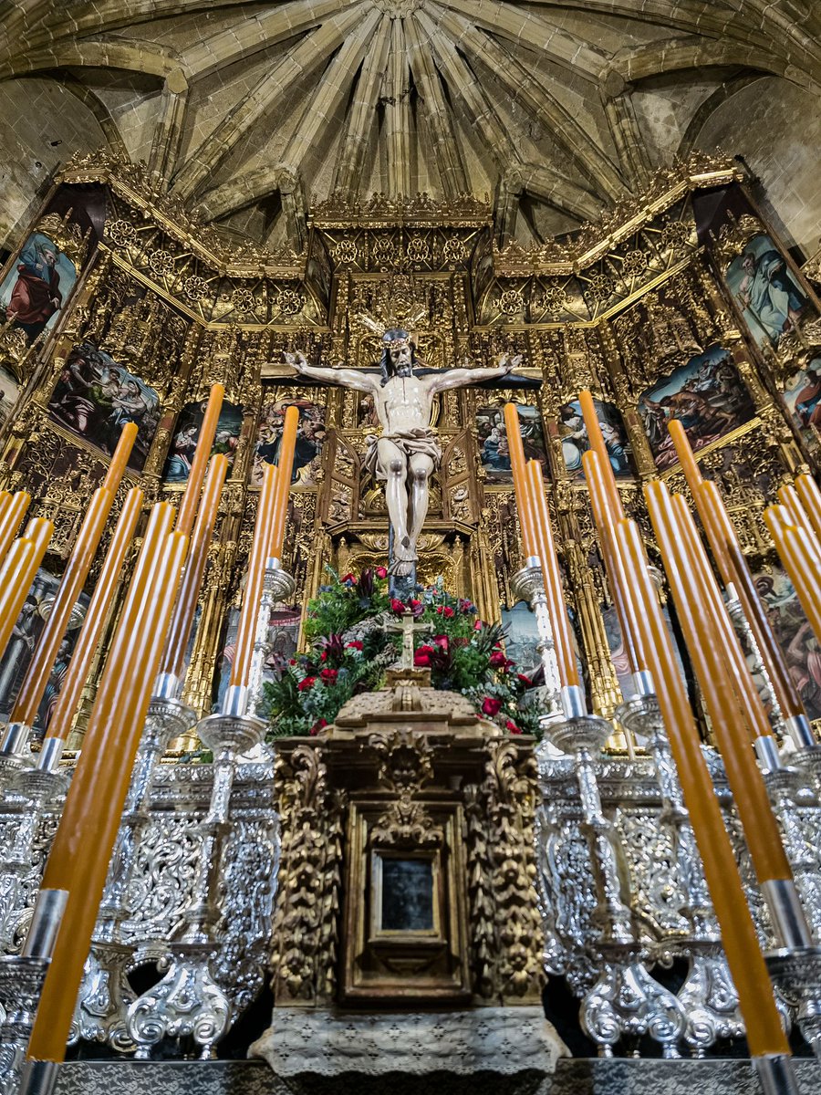 lasoledadarcos's tweet photo. #CULTO | Altar del Solemne Triduo en honor al Santísimo Cristo de la Buena Muerte. https://t.co/vk3XiFLXEp