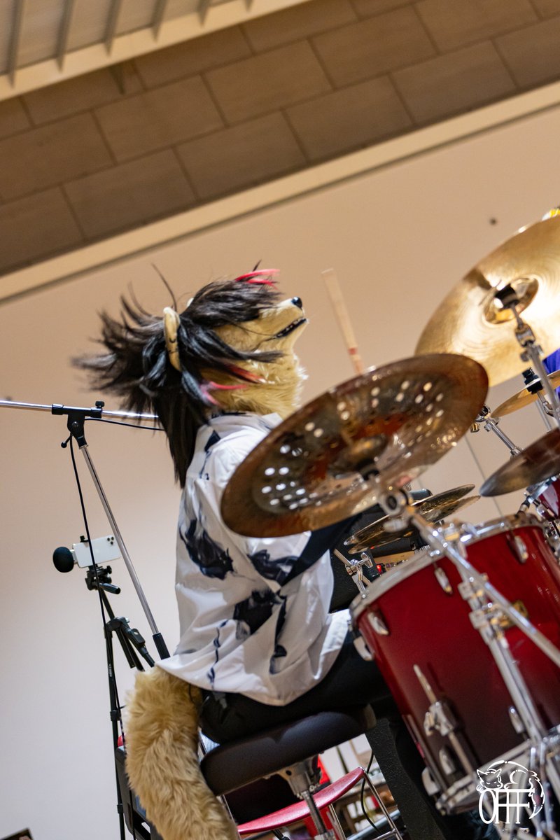 4thleft's tweet image. ちひろ（Chihiro）です。

Drums - #CLOVERHILL_BAND #Wonderfonia_jp