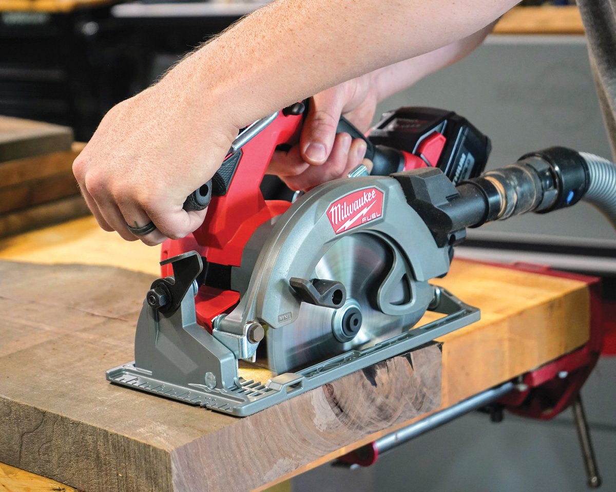 woodworkingques's tweet photo. Milwaukee FUEL 6½” Circular Saw Review: Tool:M18 FUEL 61/2″ Circular Saw 2833-20 Shop Now  Manufacturer: Milwaukee MSRP: $229 (Bare Tool) Milwaukee recently announced their next generation of tools and batteries at their annual Pipeline showcase. You can… https://t.co/Rut3ZXLqew https://t.co/YdTid4SDxr