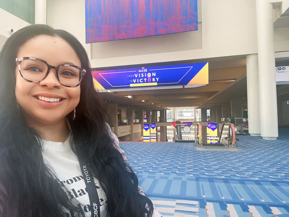 So honored to be attending the Congressional Black Caucus (<a href="/CBCFInc/">CBCF Inc.</a>) ALC &amp; to connect with powerful leaders from across the country to learn, connect, &amp; advocate for a transformative &amp; sustainable future for our children &amp; community as a whole!🤩👩🏽‍🏫