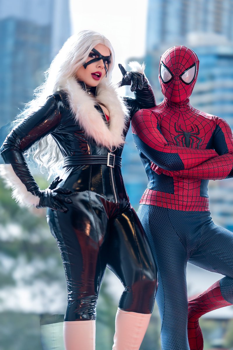 I am working on my Panam cosplay so have a shot of black cat 🥳 📸: tdphotography #blackcat #Spiderman : <a href="/TheManofSilva/">Sol</a>