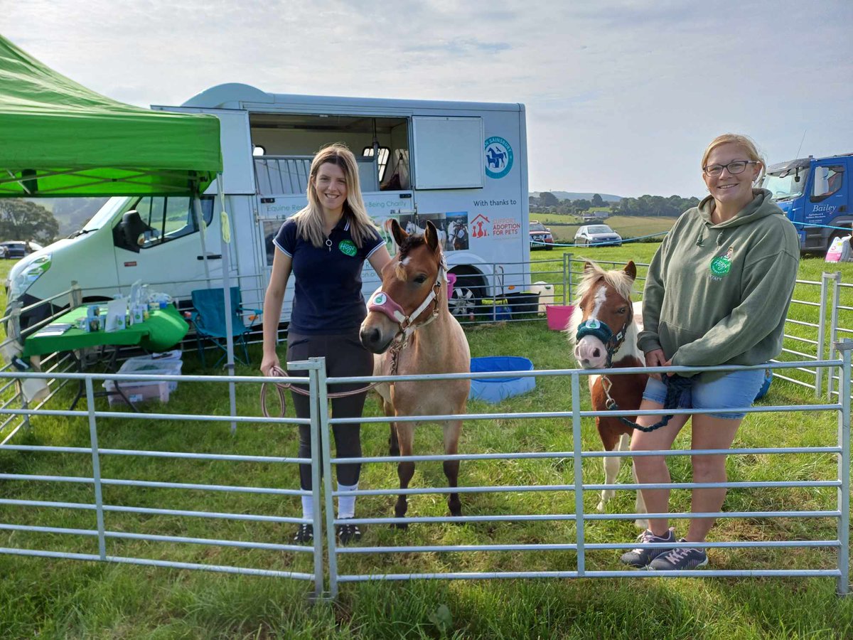 TheHugsFoundat1's tweet image. We were honoured to attend the Lanlivery Vintage Rally. We had two of our ponies and an information stand at the event on different days. We really enjoyed meeting everyone, and our horses Pumpkin &amp;amp; Kallie had a great time too. #helpingothers #eventlife #lanliveryvintagerally