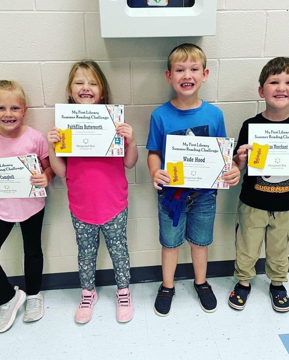 Original6Found's tweet photo. Congratulations to these Jonesville Elementary students for meeting the O6 My First Library Summer Reading Challenge! Students received a $10 @bojangles gift card for their efforts! #letsgo! #readersareleaders #originalsixfoundation #earlyliteracyprograms #UnionCountySC https://t.co/H97UmzSLqF