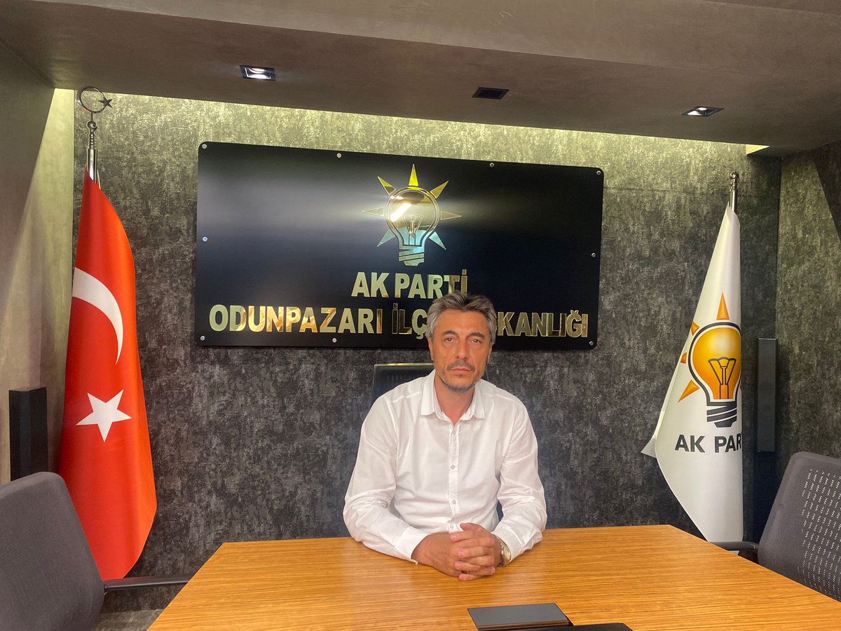 AkOdunpazari_'s tweet photo. Bugün İlçe Baskanlığı'mızda nöbetçi ilçe Yönetim Kurulu üyemiz Mehmet Akyıldız' dır. https://t.co/swaFyOd2qY