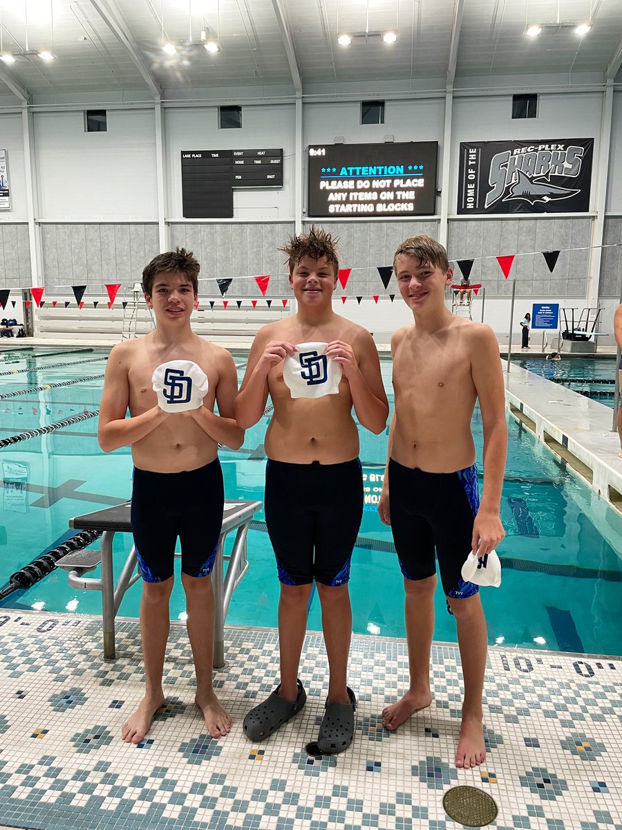 ‼️FIRST HOME MEET‼️
Poulter, Eise, &amp; Freant dropped over 10 seconds EACH in their individual races last night, setting 4 school records! 🥇
So proud of these guys! 🏊🏼‍♂️