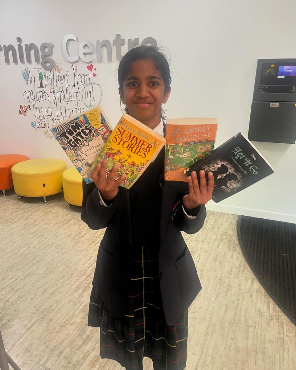 bthcc_college's tweet photo. A HUGE shout out to Hanna in year 7 who has already borrowed 10 books from the school library ! π β€οΈ
#bthreads #bthway #bthfamily https://t.co/F7TKcoOJbw