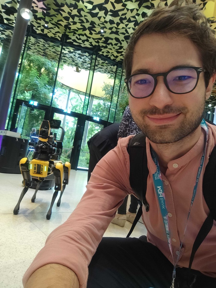 PoP in Action!

Recently, Ana attended Startup Hungary 's event on how to run end-to-end campaigns to generate inbound leads.

Meanwhile, Soma visited #aisummitbudapest, where he tamed Boston Dynamics' Robot Dog and explored the current state of AI adoption in #Ecommerce.