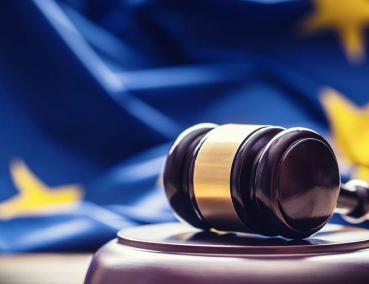 15 Temmuz yargılamaları doğrultusunda, #AİHM tarafından ihlal kararı verilen ve emsal niteliği taşıyan Yüksel Yalçınkaya'nın, Kayseri'de yeniden görülmeye devam edilmekte olan davasının duruşmasına, insan hakları ve hukuk devleti güvencesiyle, Liberal Parti olarak müşahitlik