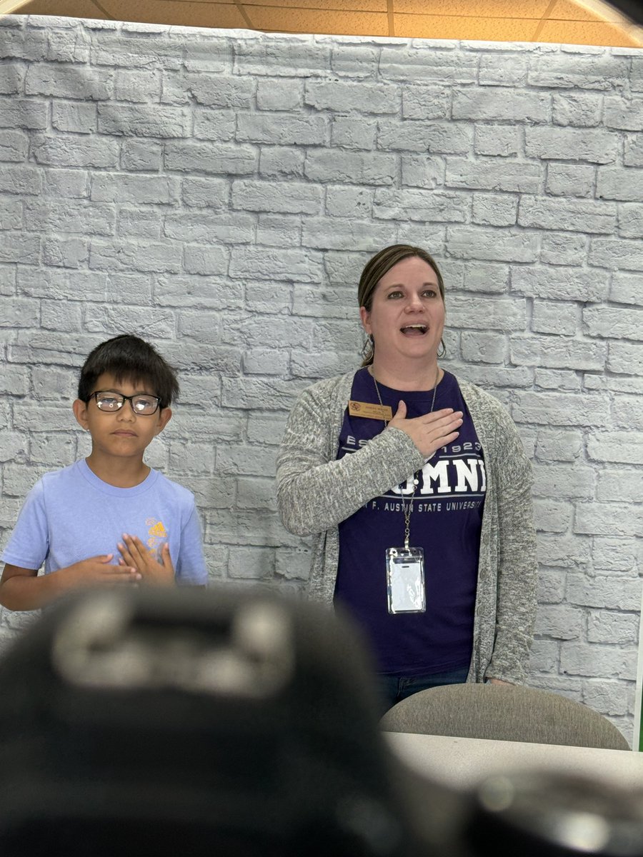 wakefieldsisd's tweet photo. WMAV News had our first guest host this morning! Check our YouTube channel on @WMAVNews-gy5ze to watch. WMAV News host is an option on our PBIS Campus Menu. #wakefieldelementary #legacyofgreatness #buildingbearcats https://t.co/3gXVfX6Nes