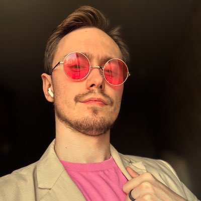 MaxZZZ-_-.R6 tweet media