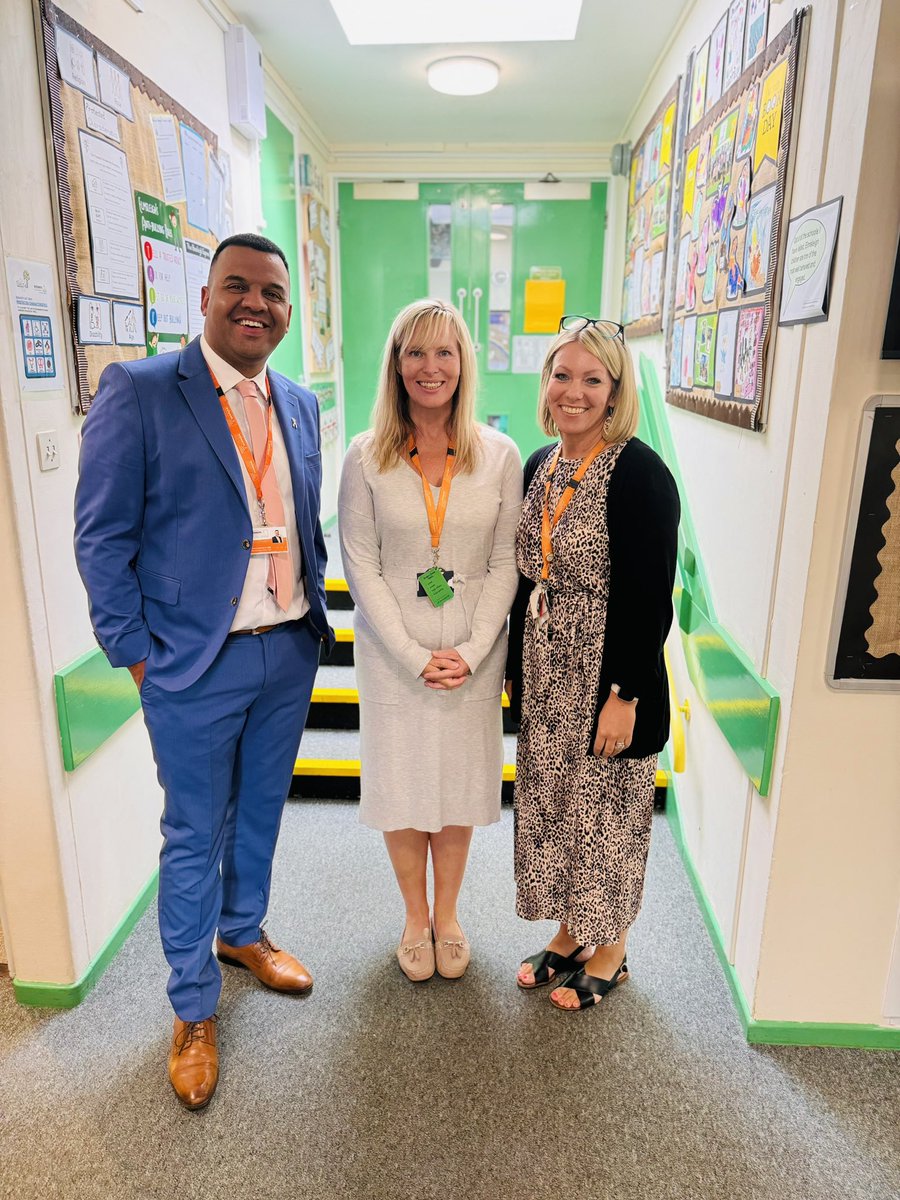 Clive Lawrence, OBE🎖 tweet media