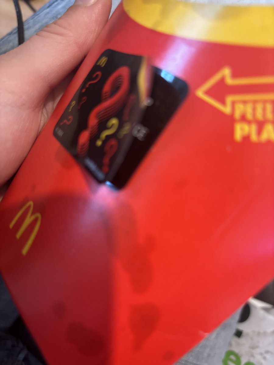backup_Oface's tweet photo. @UberUKI_Support This is how my order arrived. I asked the driver why he handed me an opened bag and he ran off, so I shouted louder and he finally came back and told me it was nothing to do with him, despite food being rummaged through and the monopoly stickers being peeled off https://t.co/rkqSt5tDtX