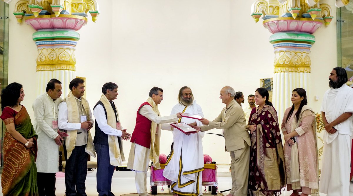 Gurudev Sri Sri Ravi Shankar (@gurudev) on Twitter photo The <a href="/nidmmhaindia/">National Institute of Disaster Management</a> has signed an MoU with <a href="/SriSriU/">Sri Sri University</a> to set up a Centre of Excellence in Disaster Risk Resilience. The <a href="/nidmmhaindia/">National Institute of Disaster Management</a> has signed an MoU with <a href="/SriSriU/">Sri Sri University</a> to set up a Centre of Excellence in Disaster Risk Resilience.