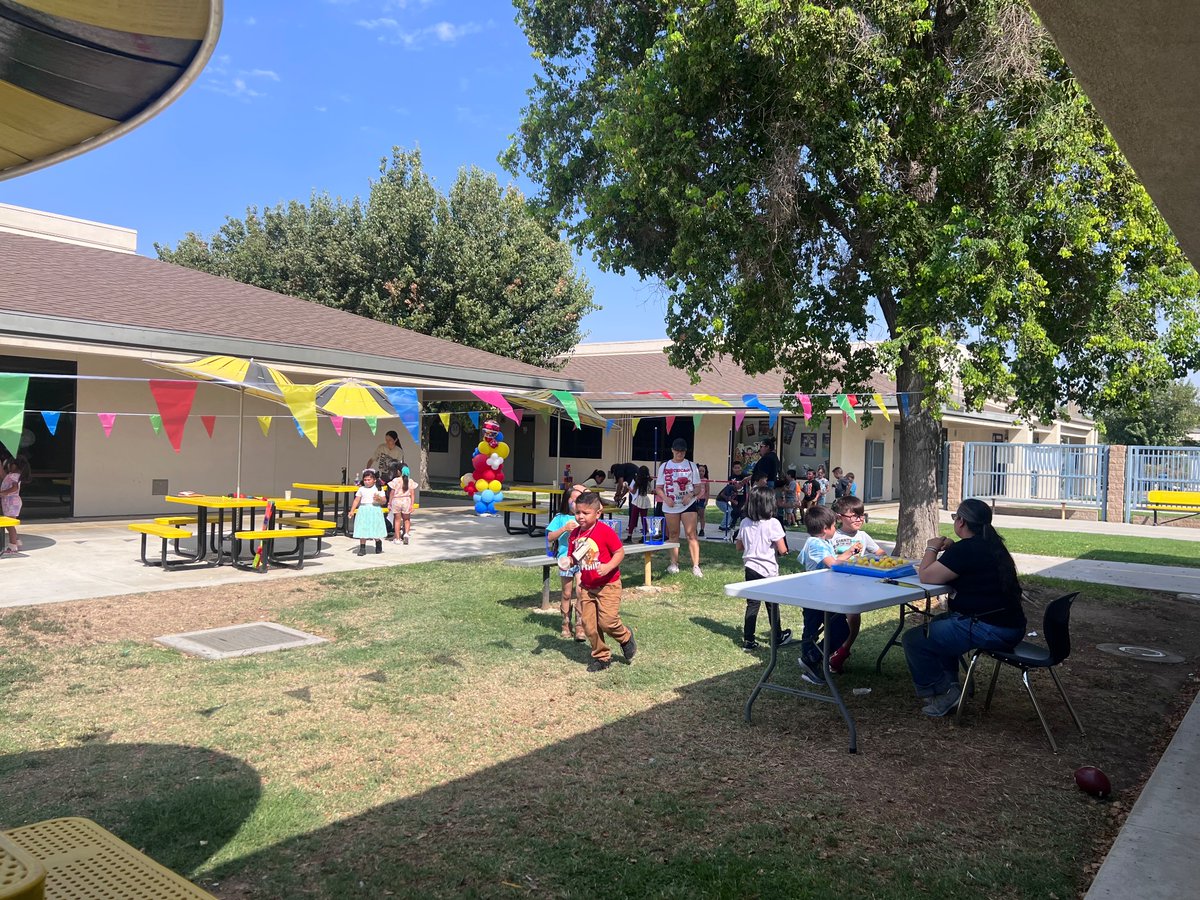 It’s a great day to celebrate attendance! Our schools are getting geared up for a great year with attendance incentives for our students. Check out Garza’s Attendance Carnival 🎡 #teambcsd <a href="/Team_BCSD/">Bakersfield City School District</a>