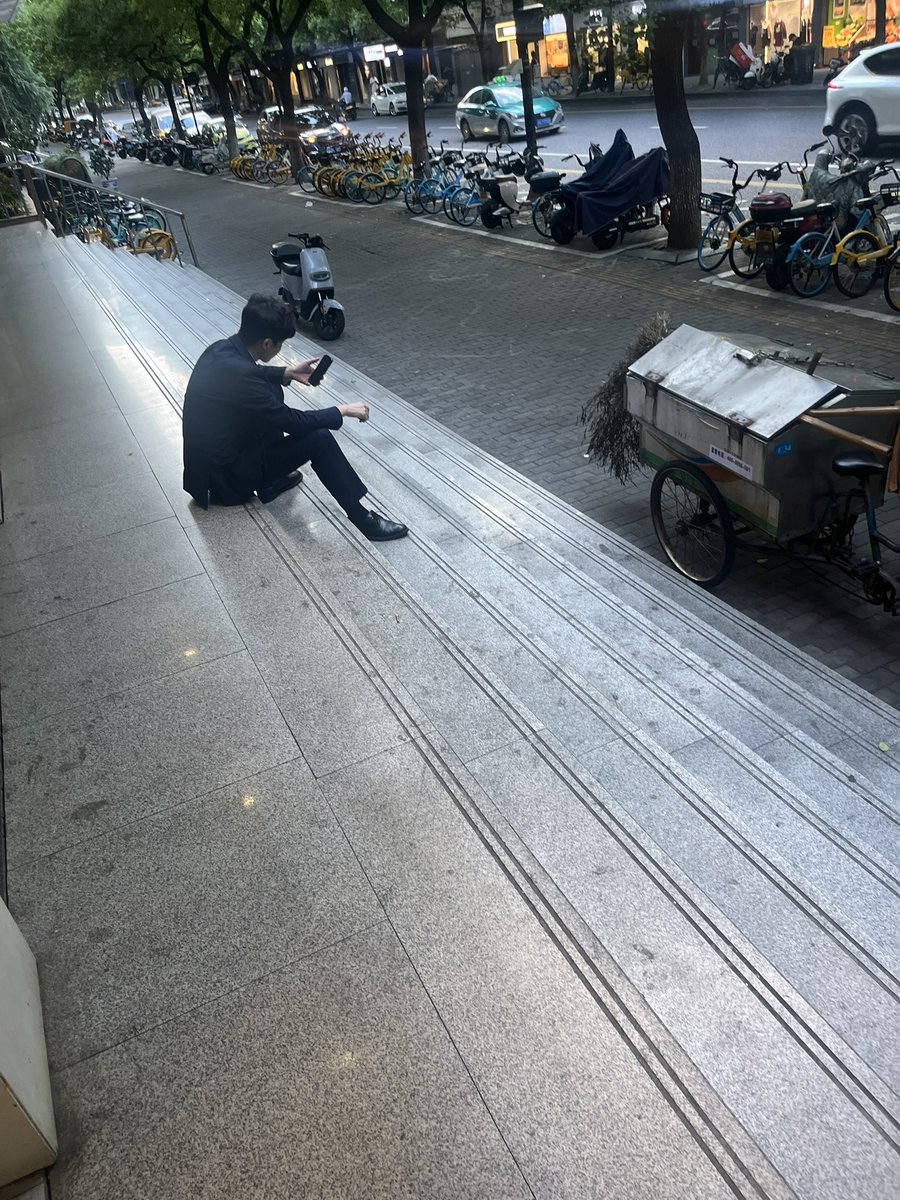 喜欢暴露的小骚骚 tweet media
