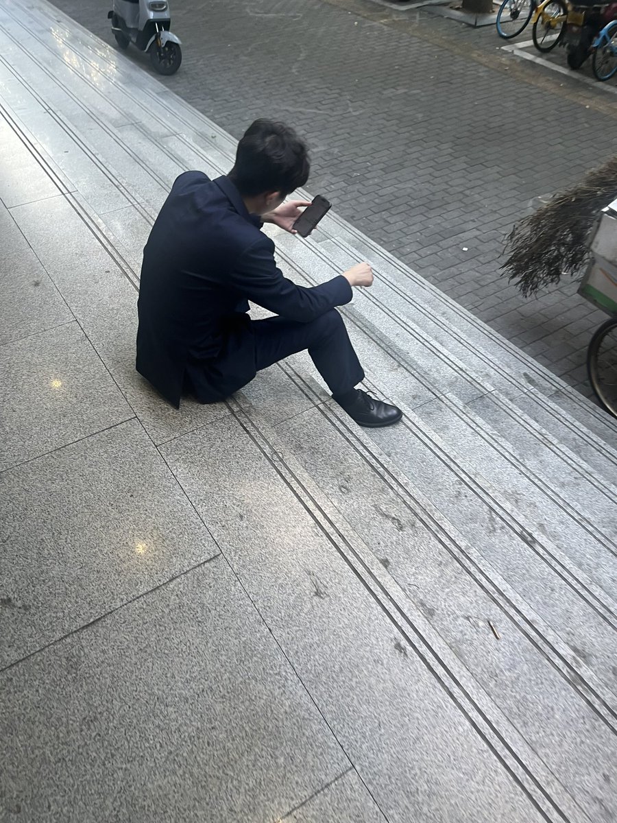喜欢暴露的小骚骚 tweet media