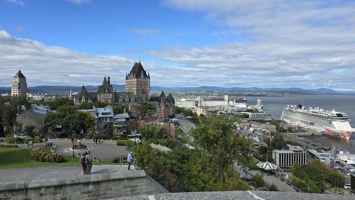 ProjectWargami1's tweet image. Quebec City was beautiful. Managed a special tour of the citadel and the chapel for the 22.