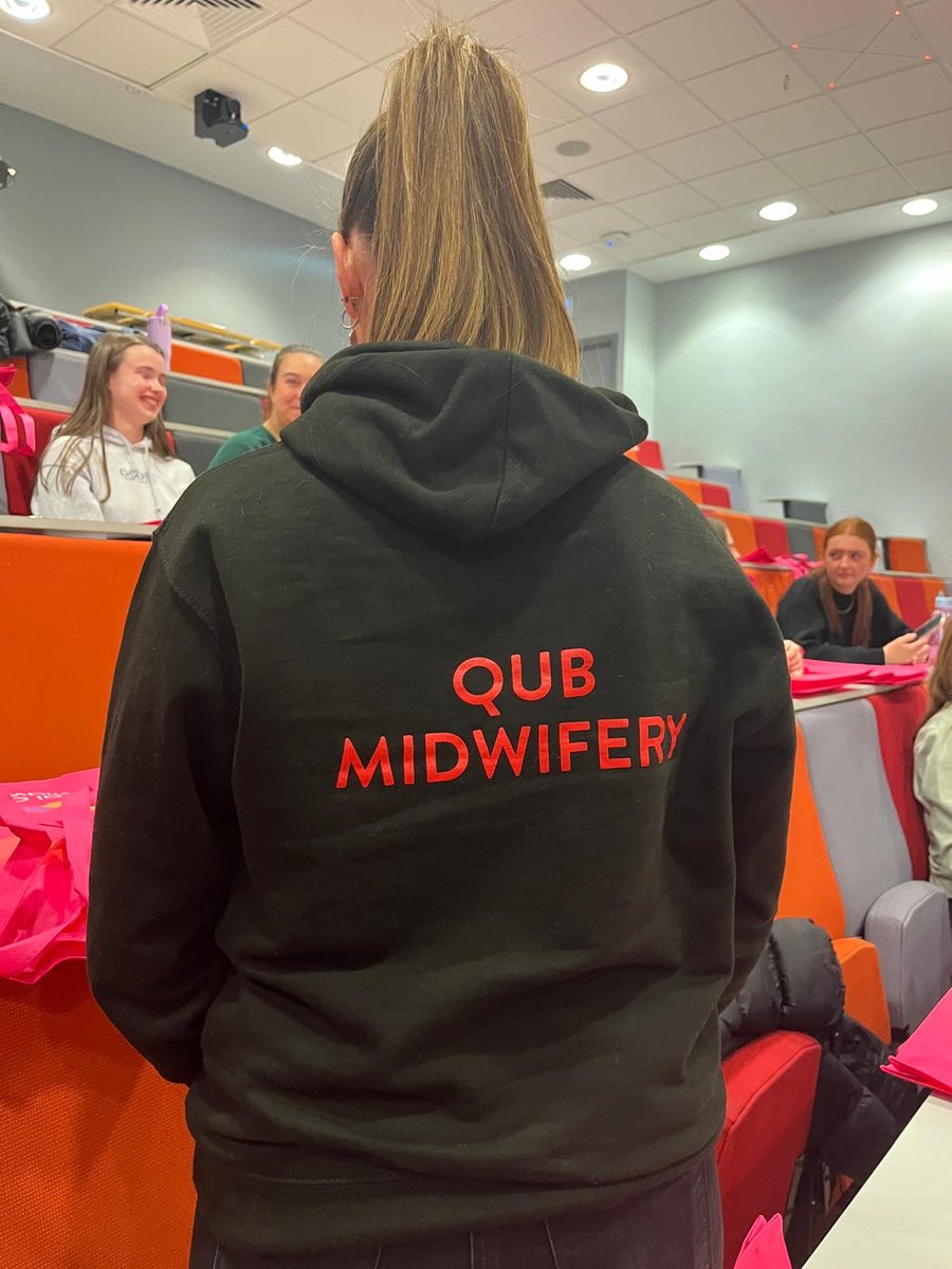 RcmNi's tweet image. Welcome! So lovely to meet the new midwifery students ⁦@QUBSONM⁩ 🌟 #midwivesinthemaking #QUB #September24 ⁦