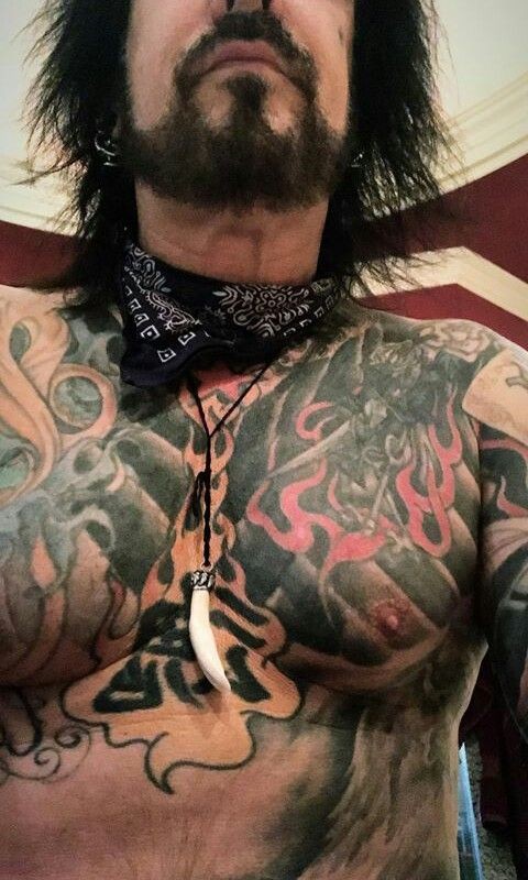 clay ✪ tweet media