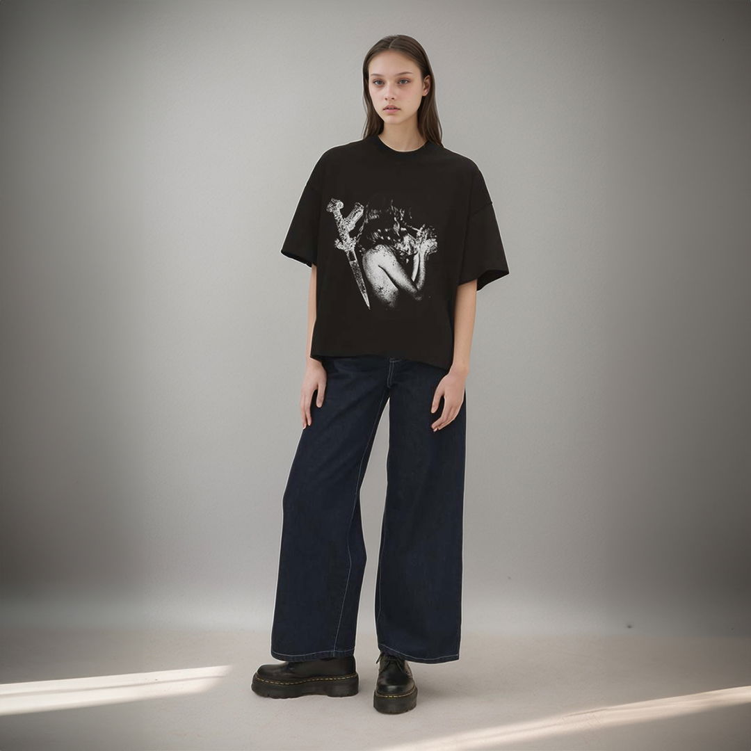 HymnsWear's tweet photo. ⚔️🔥 The Smolder Blade Edition is HERE! 🔥⚔️
This limited-edition boxy tee from our Notorious Collection is all about those bold vibes and rebellious energy. 🔥

https://t.co/E1cOifCBhh

#HymnsWear  #StreetwearGoals #FearlessFashion https://t.co/gh6iaxUqtT