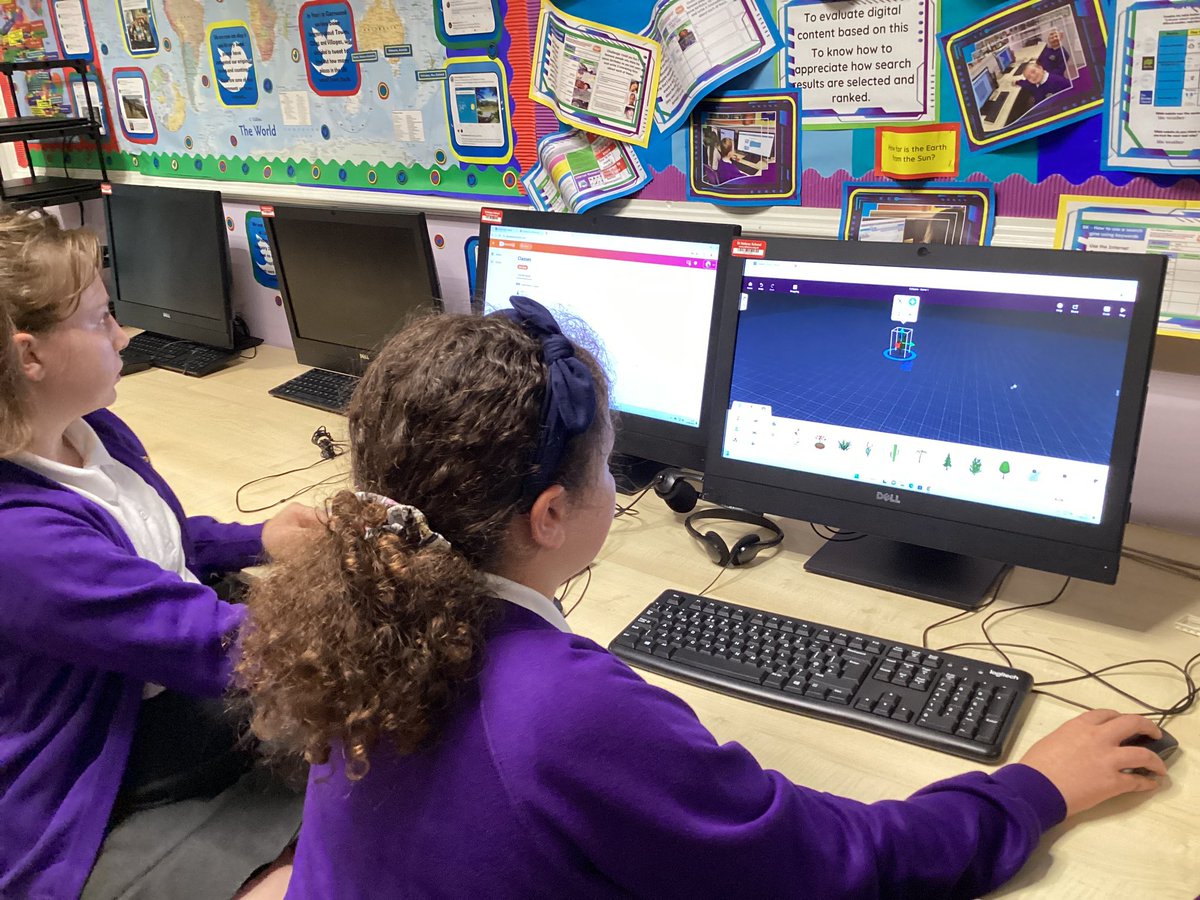 Year 6 have been creating and using their VR accounts in @CoSpaces_Edu to create their own virtual environment and investigate some pre created environments. <a href="/GarswoodPrimary/">Garswood School</a> <a href="/AndyY1878/">Andy Yearsley</a>